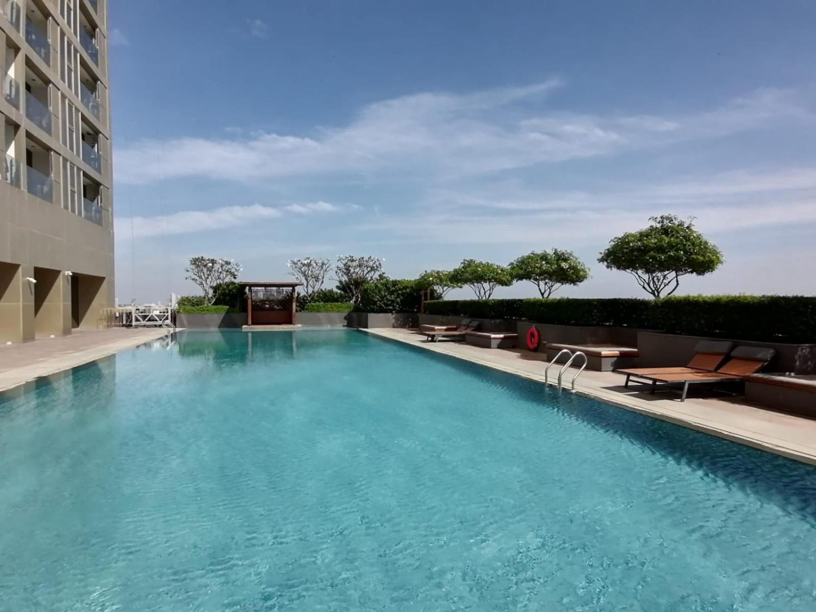 Impian II - The Peak Residence Phnom Pen Exterior foto